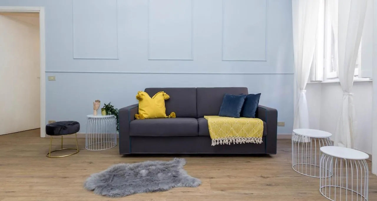 Altido Austere Elegance Apartment Milan
