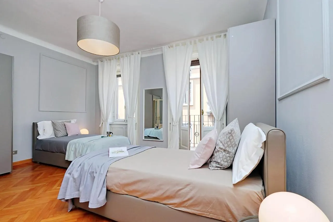 Altido Austere Elegance Apartment Milan