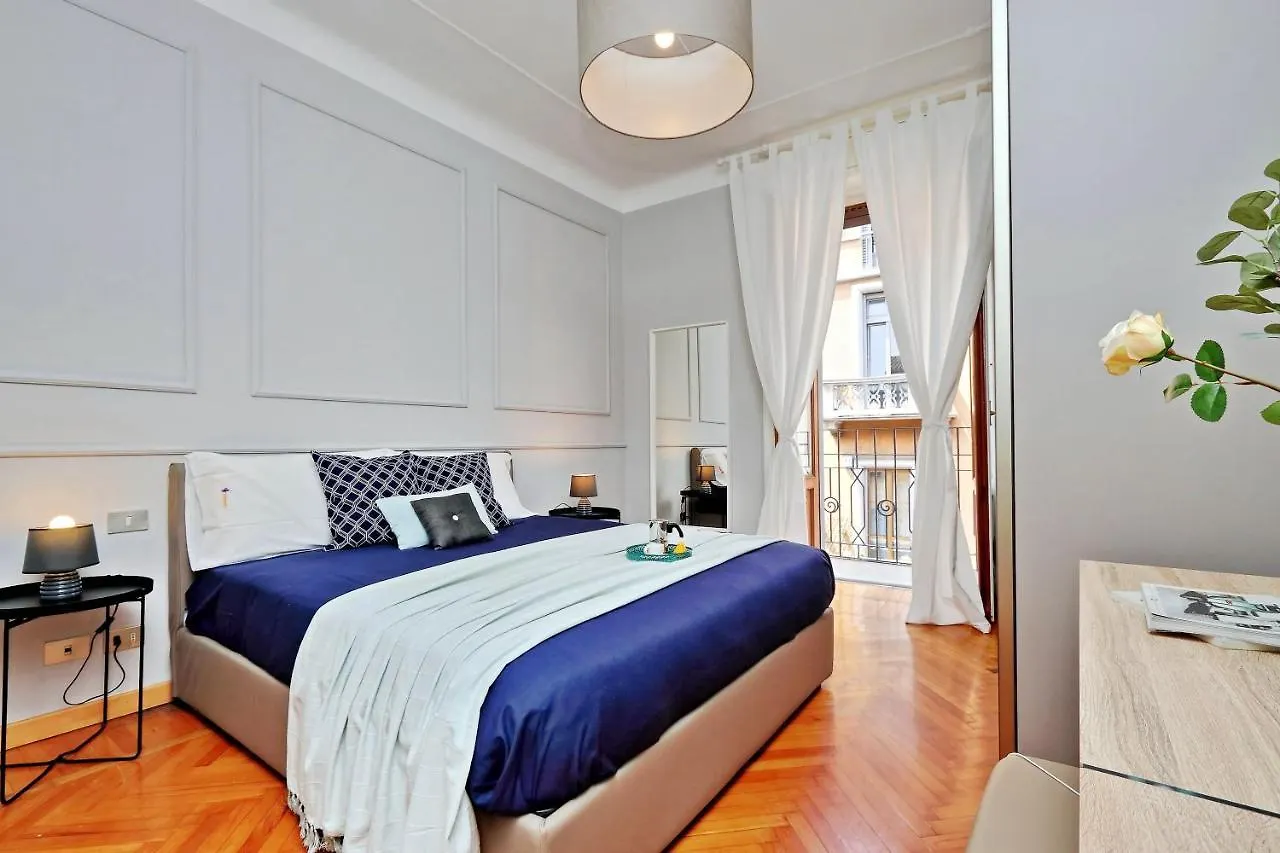 Altido Austere Elegance Apartment Milan