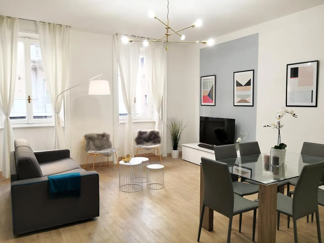 Altido Austere Elegance Apartment Milan Italy
